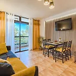 One Bedroom Americas *